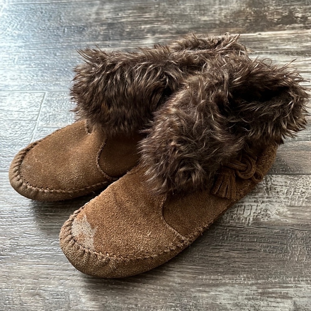 Minnetonka ankle moccasins